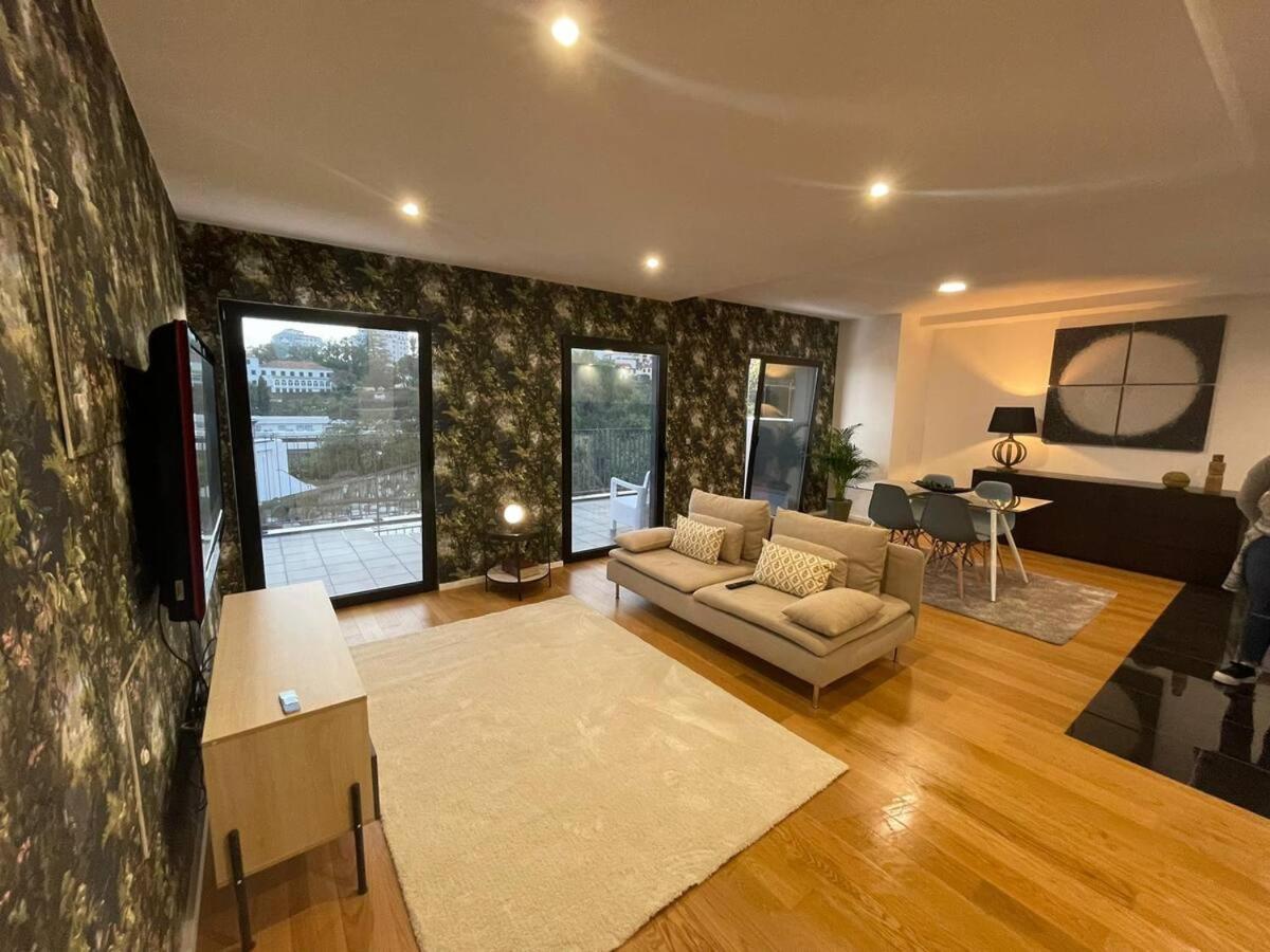 Carreira Residence Funchal  Esterno foto