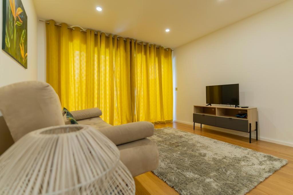 Carreira Residence Funchal  Esterno foto